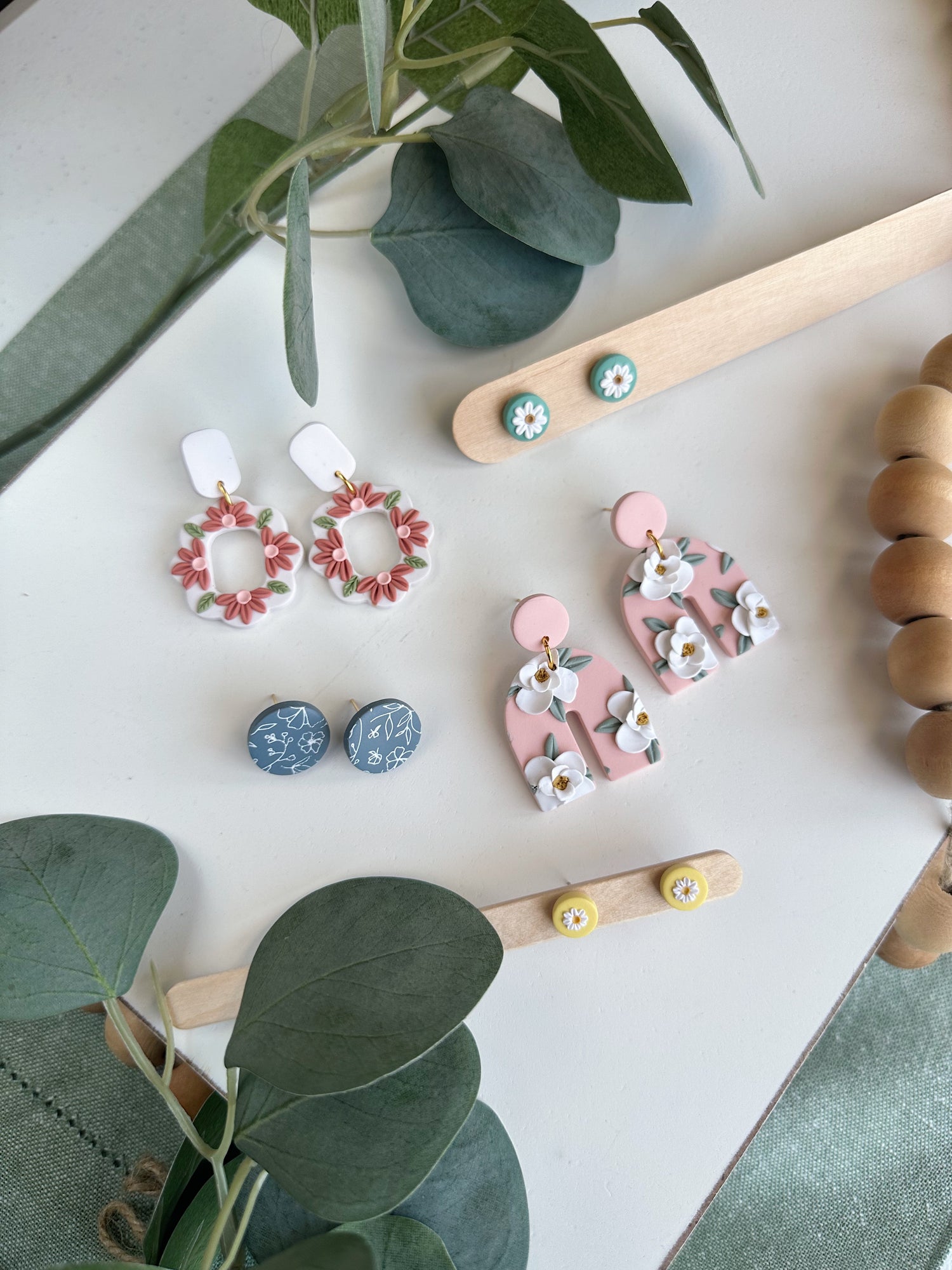 Post Market - Florals & Solids