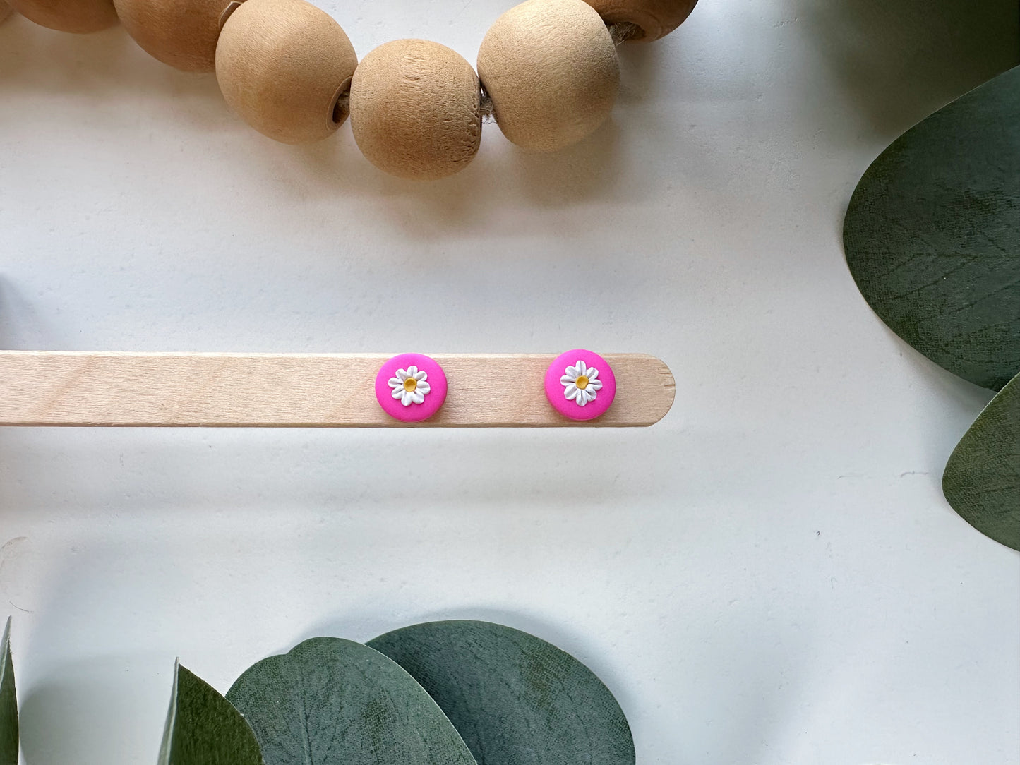 Mini Hot Pink Daisy Stud