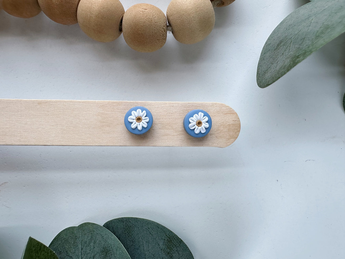 Blue Daisy Stud